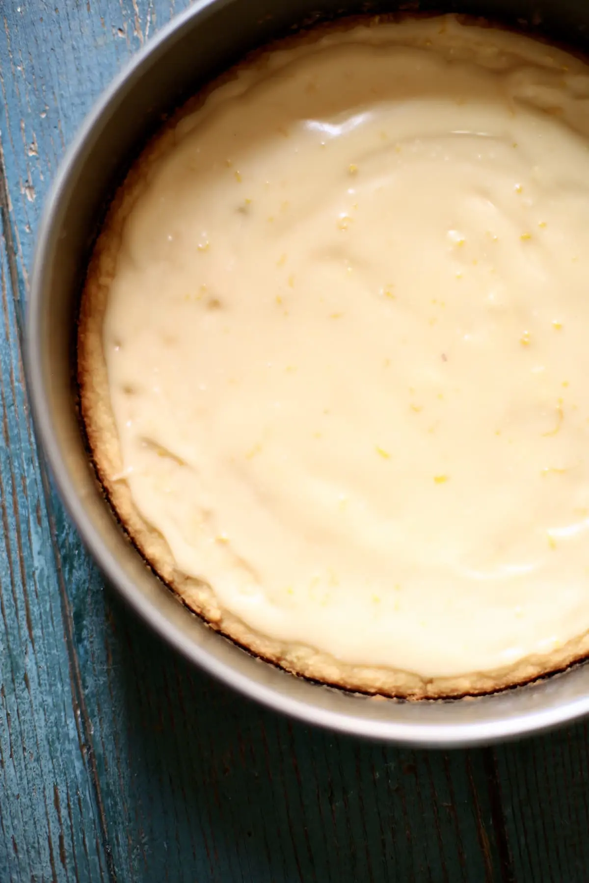 Giant Lemon Shortbread Cookie –