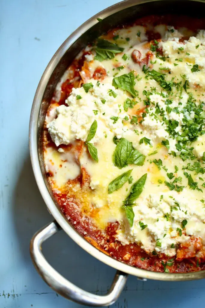 a skillet of pasta.