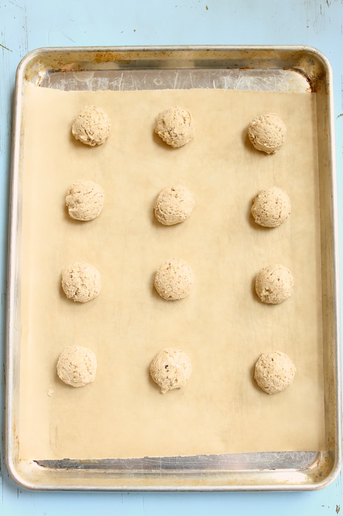 a cooke sheet of raw cookies.