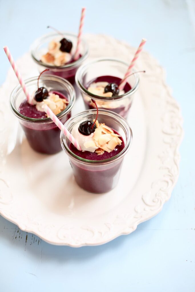 smoothies on a white platter.